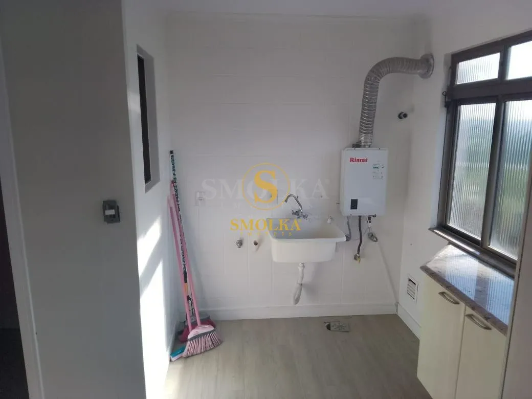 3-bedroom apartment with a water view in Florianópolis — photo 29