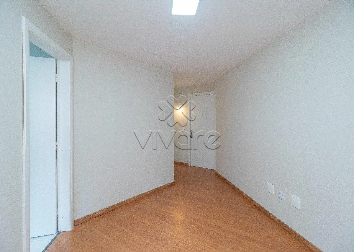 Apartment, 33 m², with a glass-enclosed balcony — photo 15