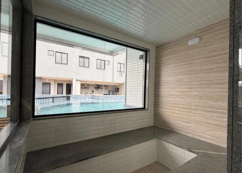 2-bedroom apartment with a balcony — photo 24