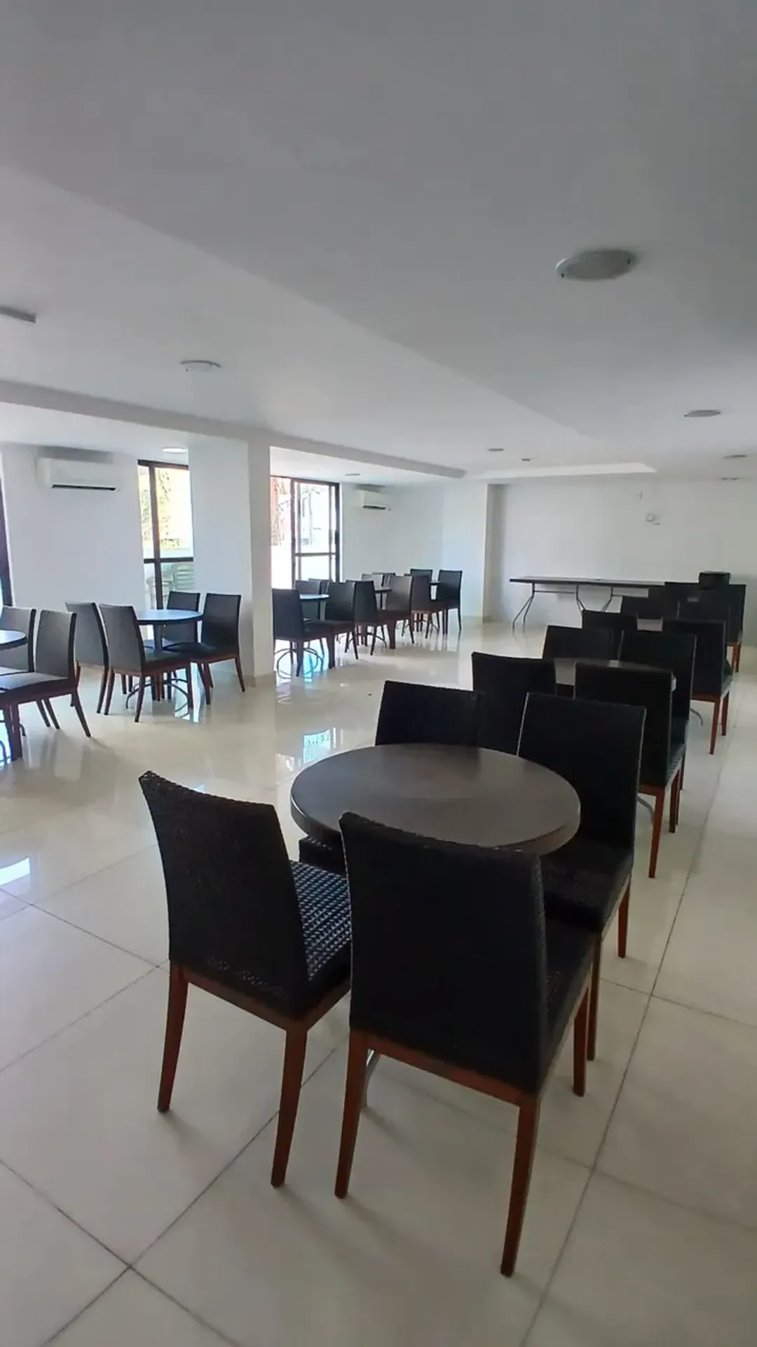Вид на воду и 2 спальни: квартира 59 м² — photo 14