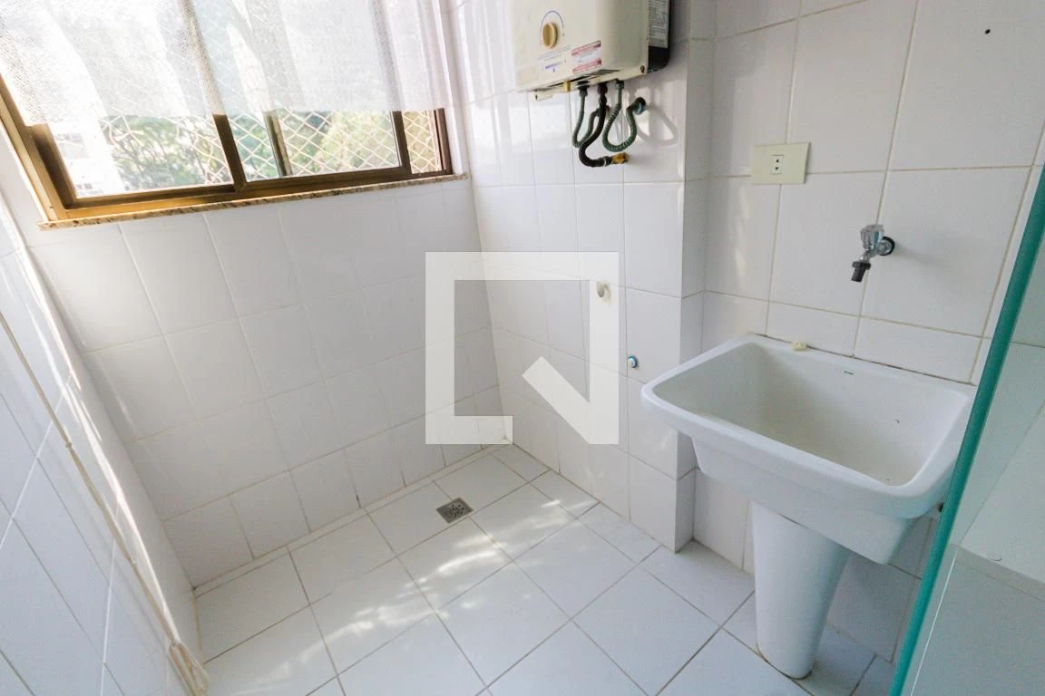 Apartamento com 3 quartos e cozinha fechada a gás — photo 41