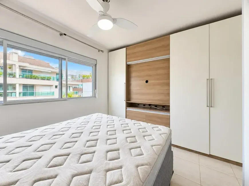 3-bedroom apartment in a building with a pool — photo 9