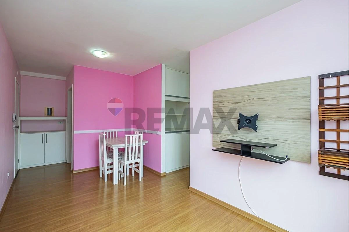 Apartment in a building with a gym — photo 13