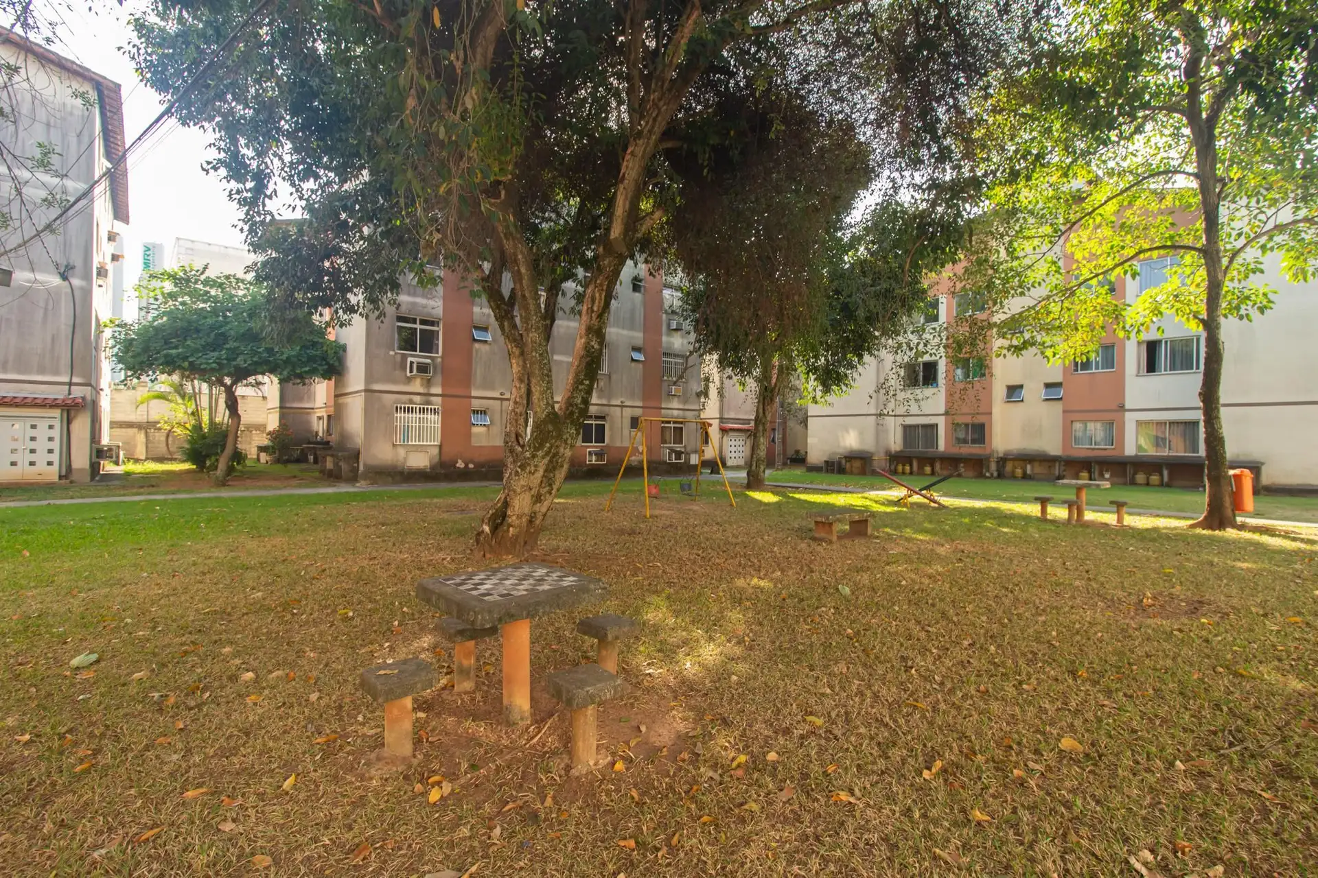 Unfurnished 2-bedroom apartment with 1 parking space — photo 37
