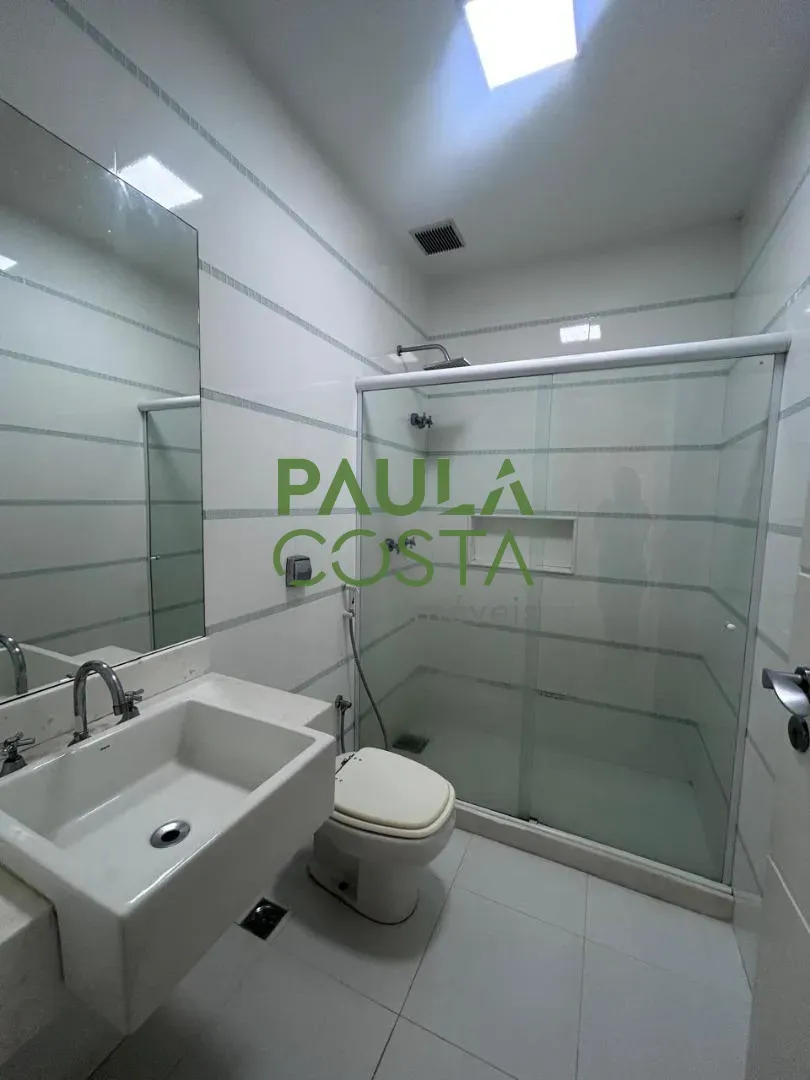 Панорамні вікна та 4 спальні: будинок 480 м² — photo 22