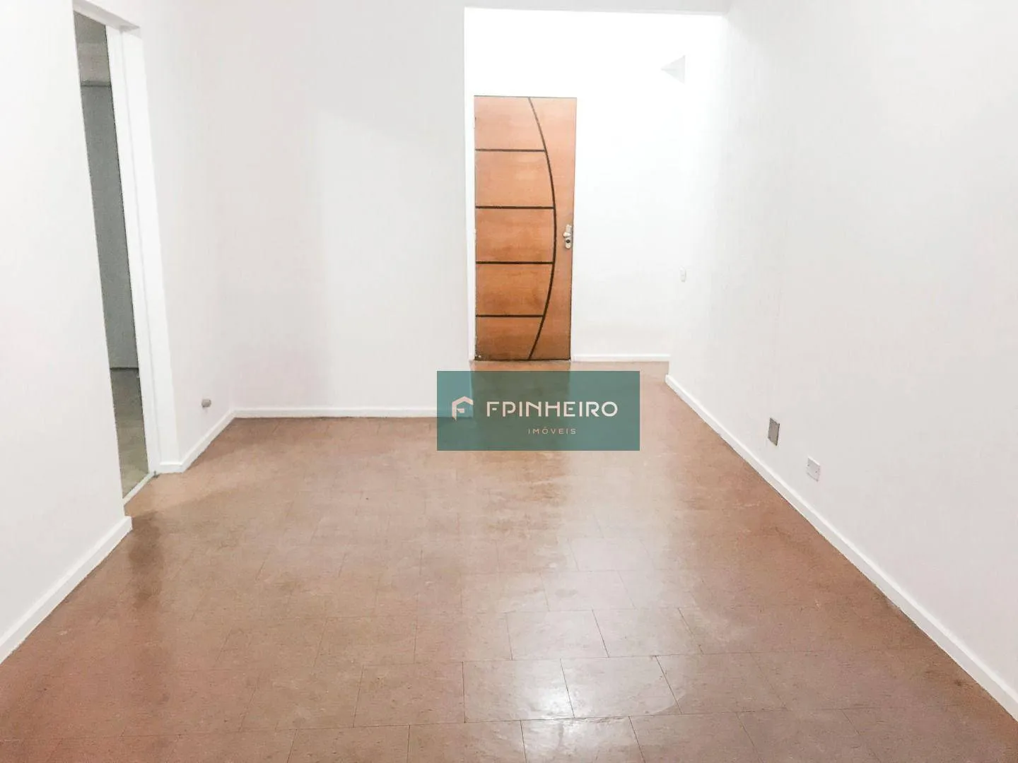 Apartamento de 2 dormitórios com área de lavanderia — photo 19