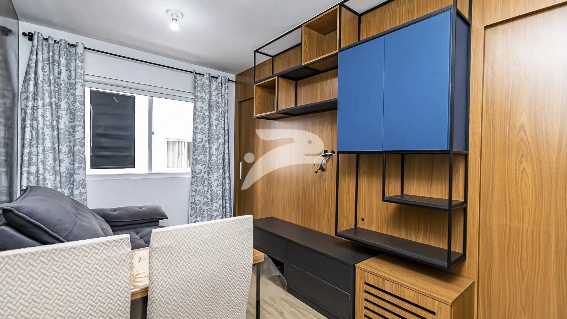 1-bedroom apartment with open-plan kitchen and electric stove — photo 4