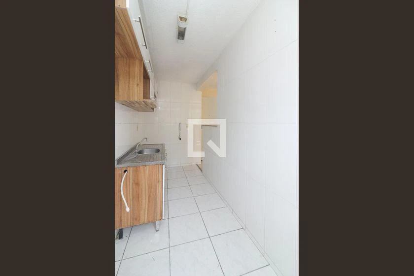 2-bedroom apartment in a building with a pool — photo 39