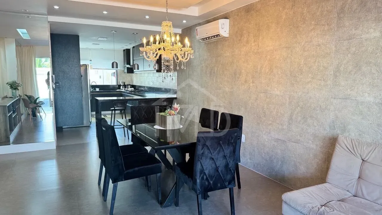 Unfurnished house with 4 bedrooms and 5 baths — photo 36