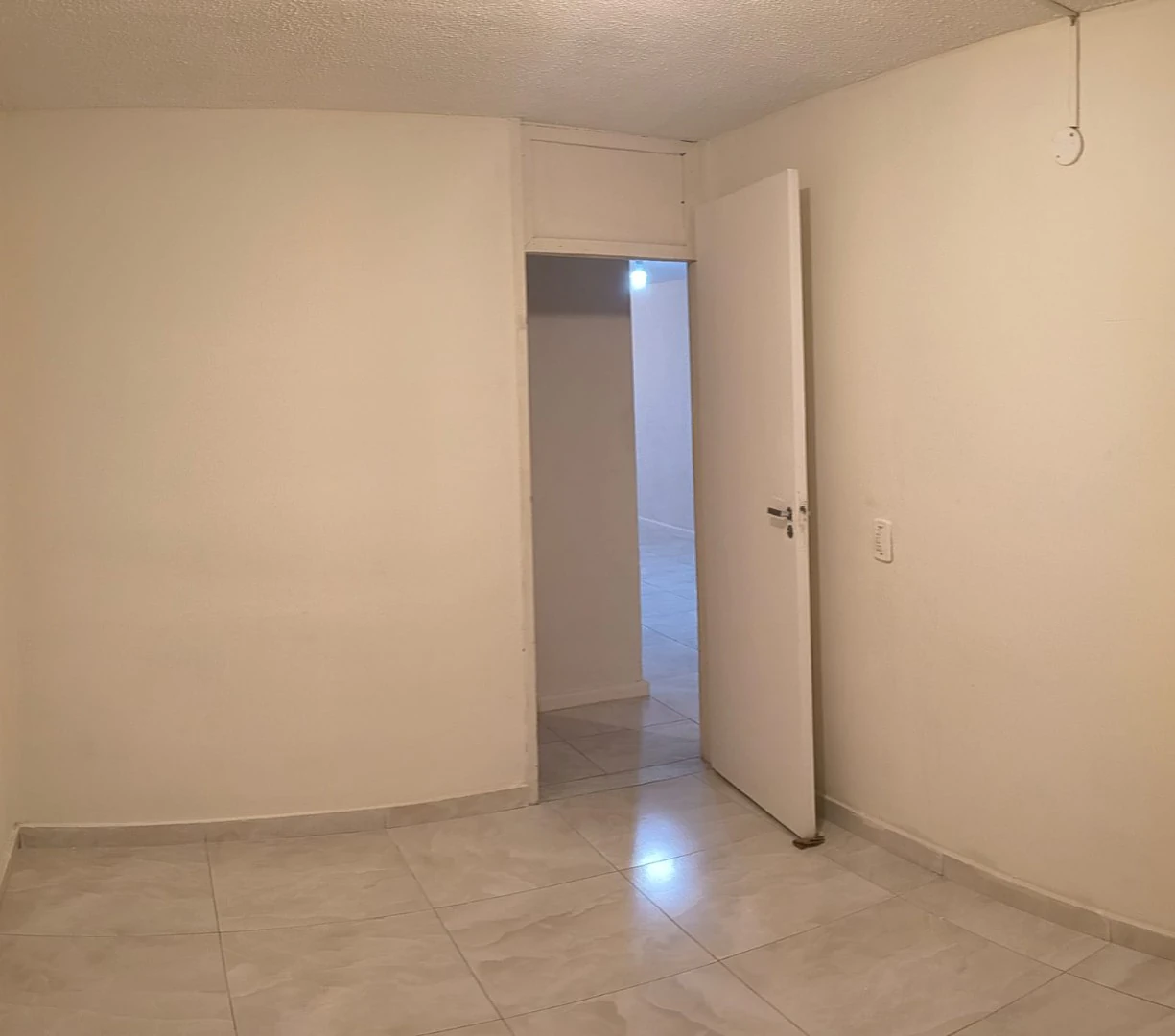 Apartamento com 2 quartos e cozinha fechada — photo 16