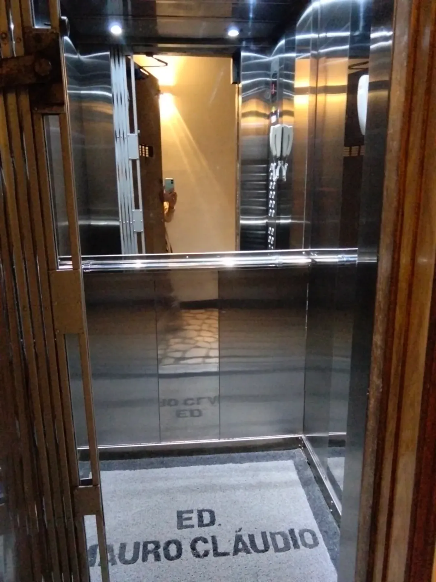 Apartamento, 42 m², com piso de madeira ou laminado — photo 24