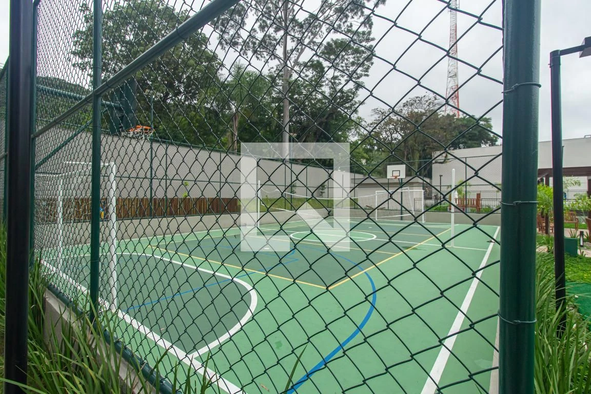 2-bedroom apartment in a building with a gym