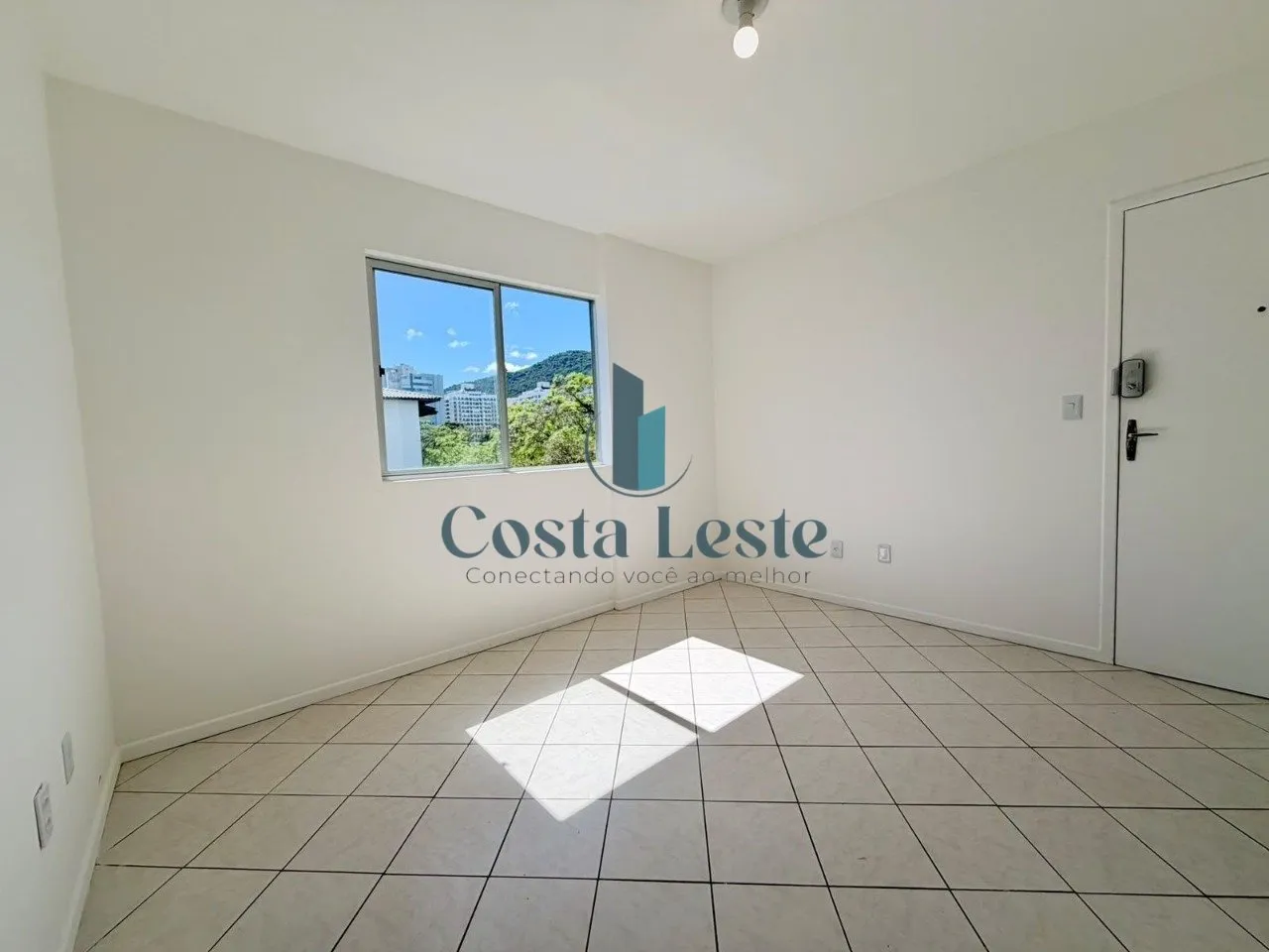 Apartment, 54 m², with a mountain view