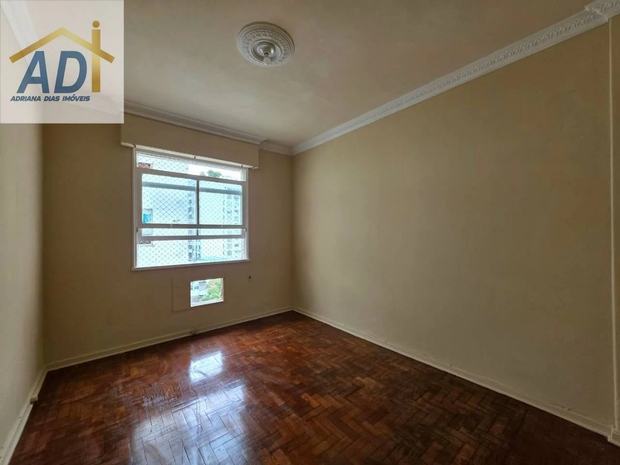 Apartamento de 2 quartos com cozinha fechada separada — photo 12