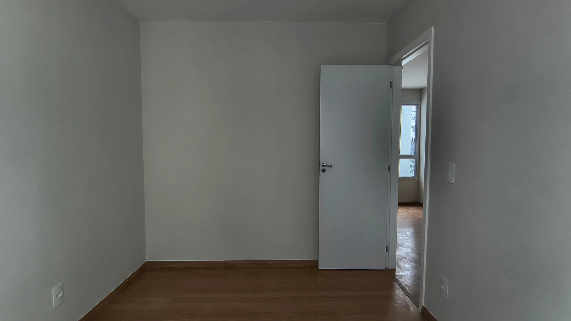 Apartamento, 44 m², com piso de madeira ou laminado — photo 19