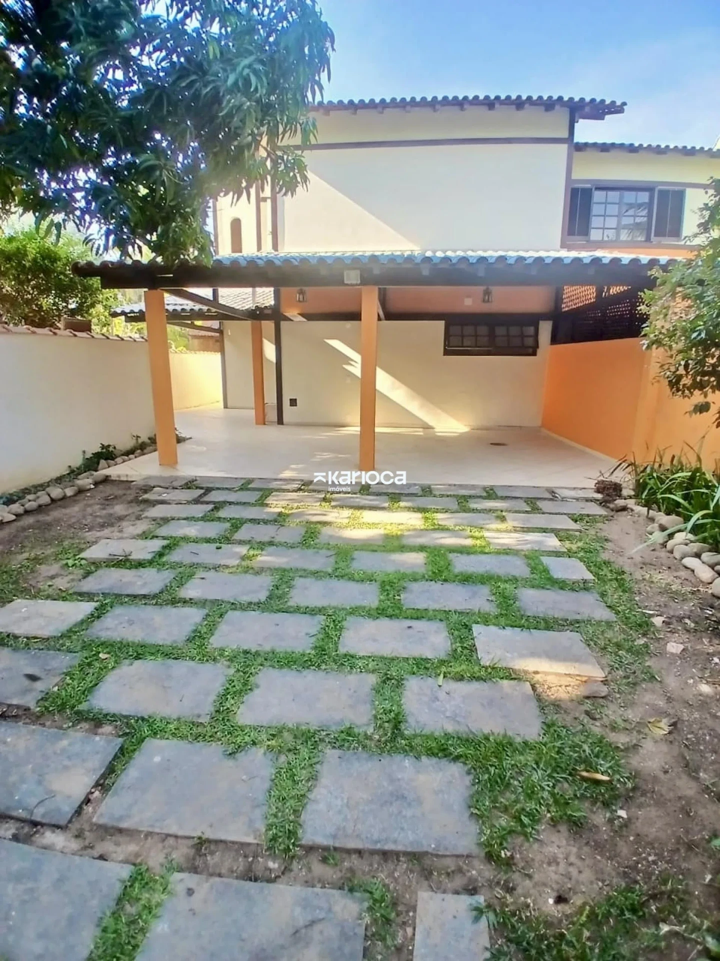 House with 4 bedrooms and private garden BBQ area — photo 5