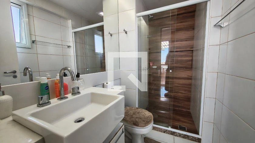 Панорамные окна и 4 спальни: квартира 200 м² — photo 40