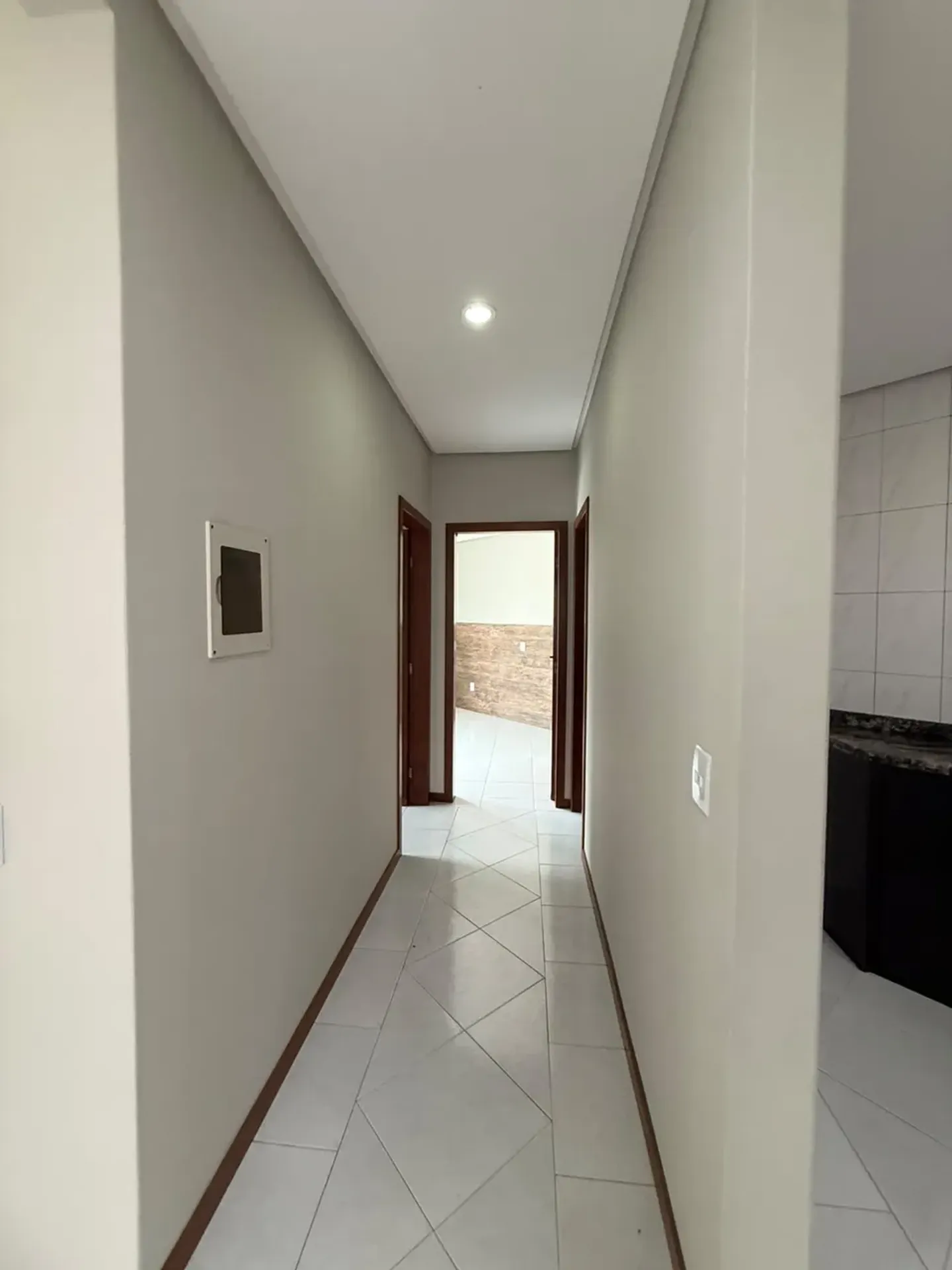 Water view in a 3-bedroom house, 180 m² — photo 32