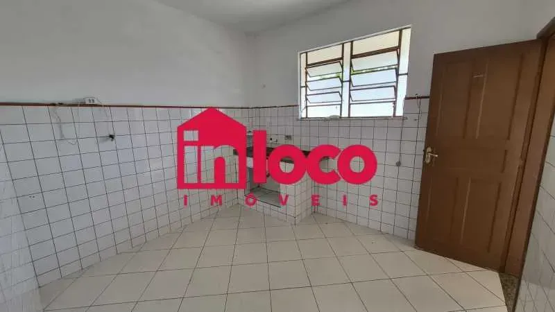 1-bedroom apartment with a balcony and separate kitchen — photo 7