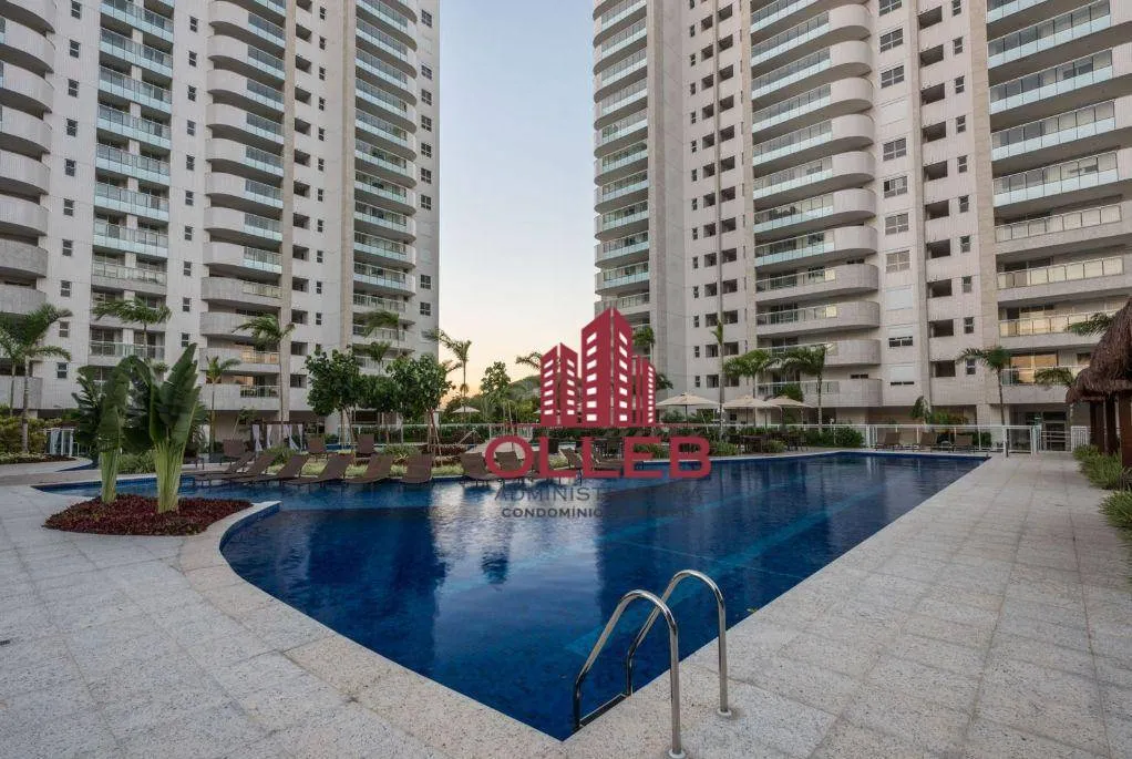 Furnished apartment with 4 bedrooms and an enclosed balcony — photo 21