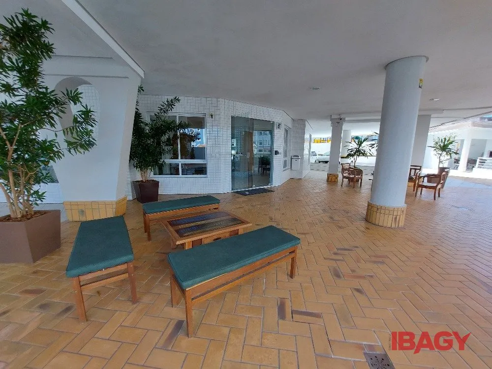 3-bedroom apartment with 1 en-suite and 2 parking spots 145 m² — photo 42