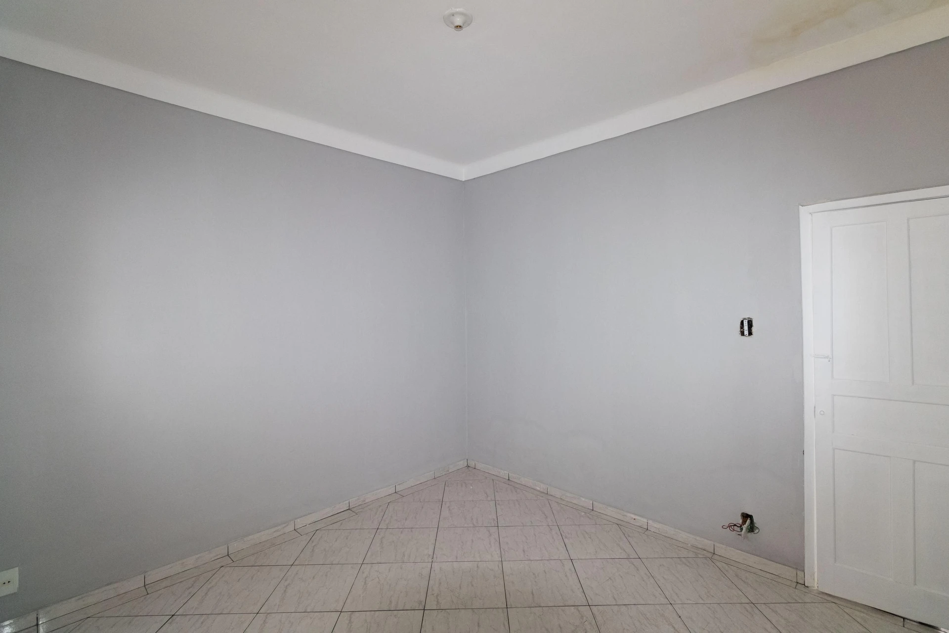 Casa sem mobília com 3 quartos e jardim privativo — photo 29