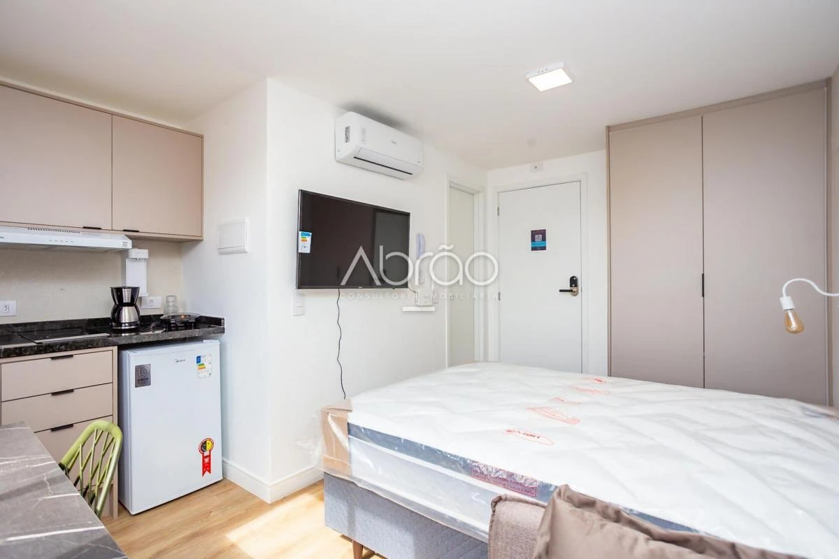 Furnished 17 m² studio with 1 bedroom and 1 bathroom — photo 18