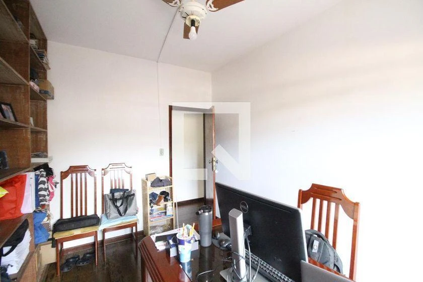 Rental house with 6 bedrooms and 3 en-suite, 599 m² — photo 2