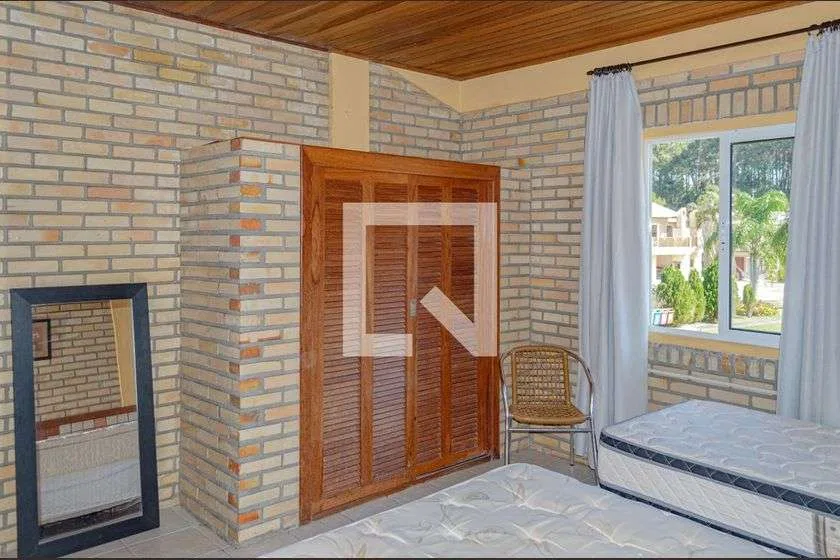 Furnished 2-bedroom, 81 m² house in Florianópolis — photo 5