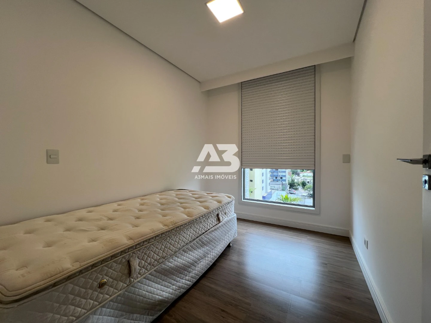 Apartamento com 3 dormitórios e 2 vagas, varanda com BBQ — photo 19