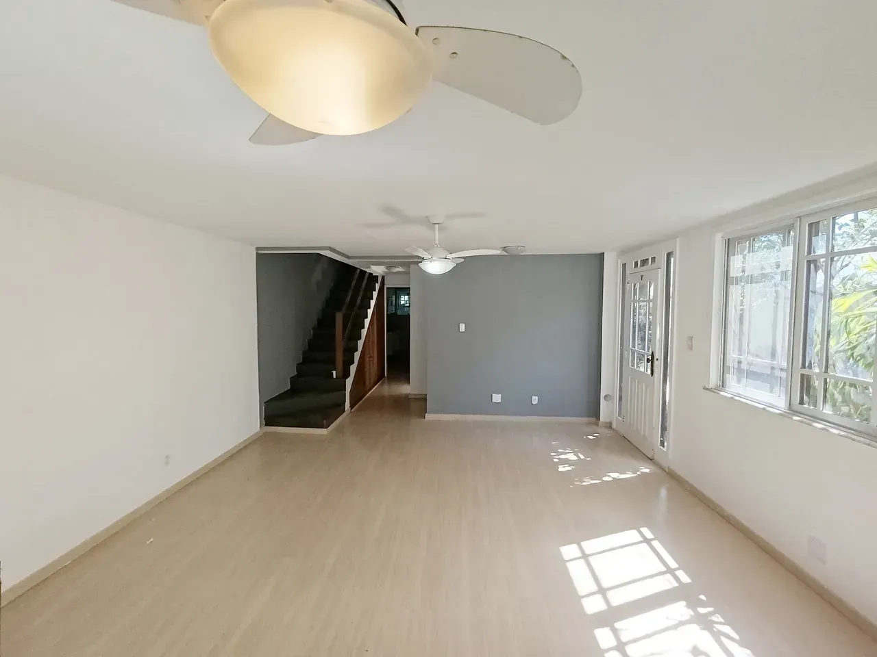 Duplex house with 4 bedrooms and 4 bathrooms