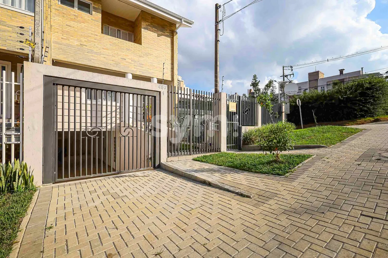4-bedroom 180 m² house with 4 parking spaces — photo 4