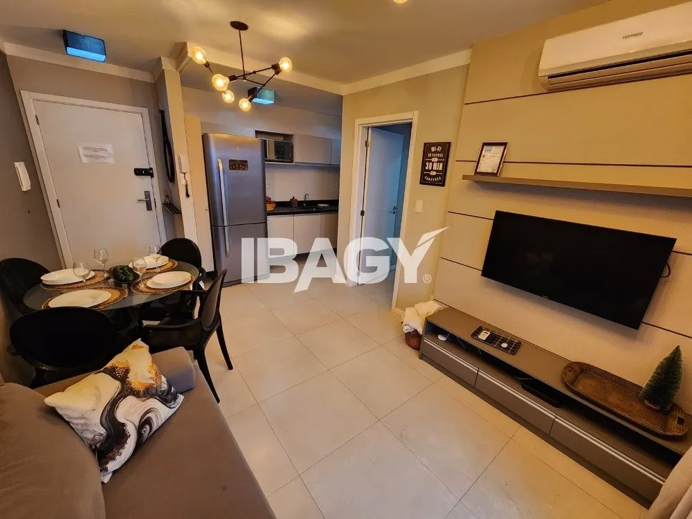 1-bedroom apartment with an open-plan kitchen — photo 6