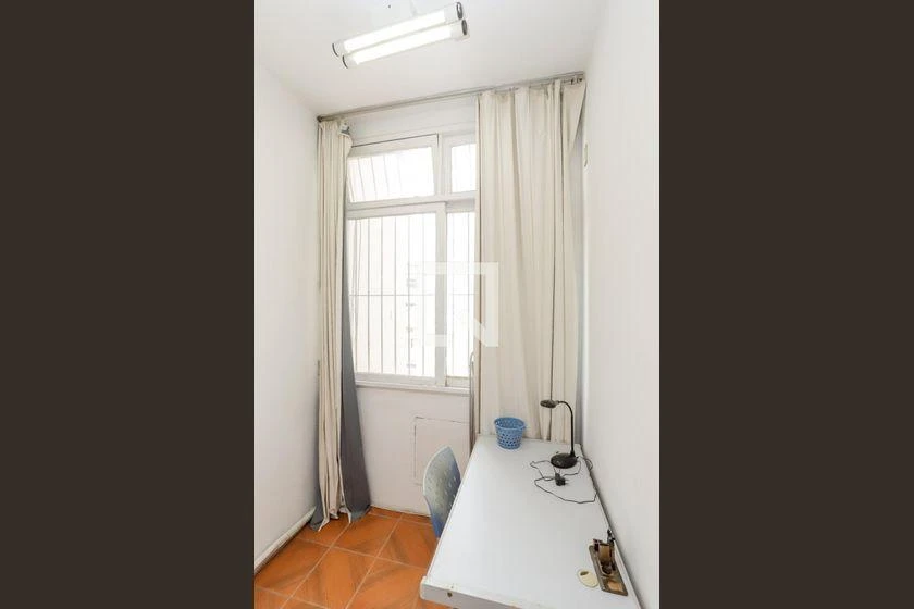 Furnished 60 m² apartment with 1 bedroom and no parking — photo 18