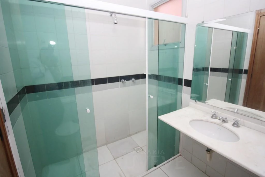 Меблированная квартира с 3 спальнями и балконом — photo 25