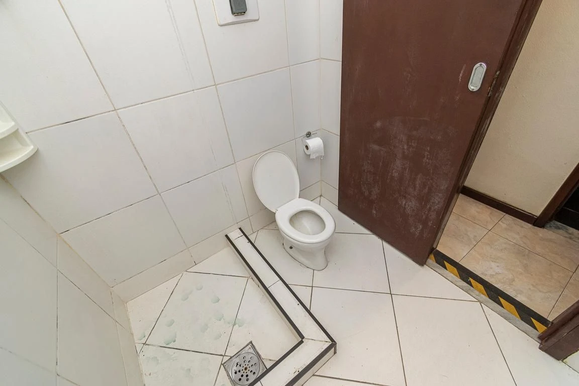 Furnished house with 5 bedrooms and 5 bathrooms — photo 2