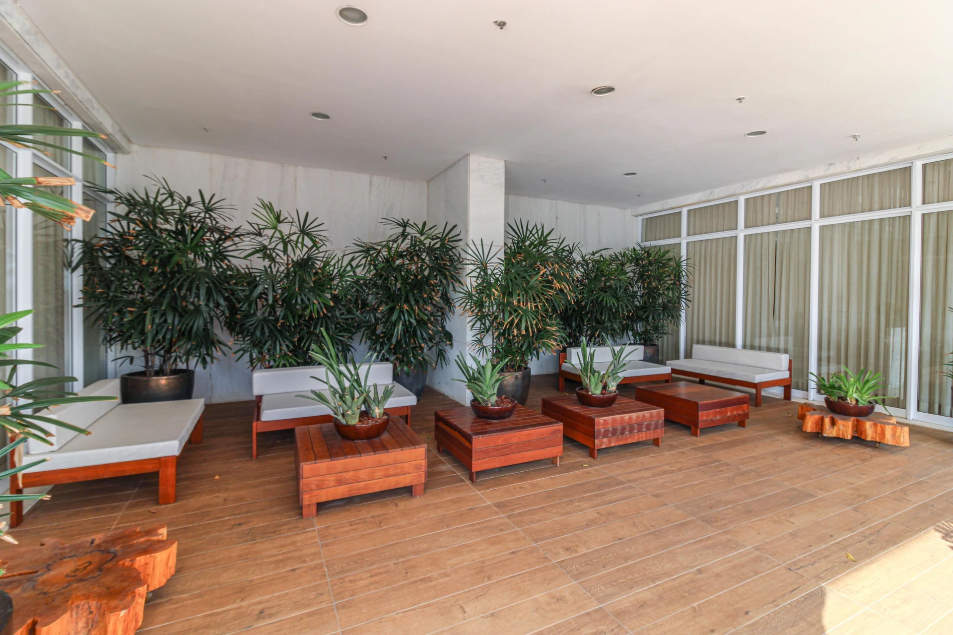 Apartamento mobiliado com 3 suítes e 4 vagas — photo 17