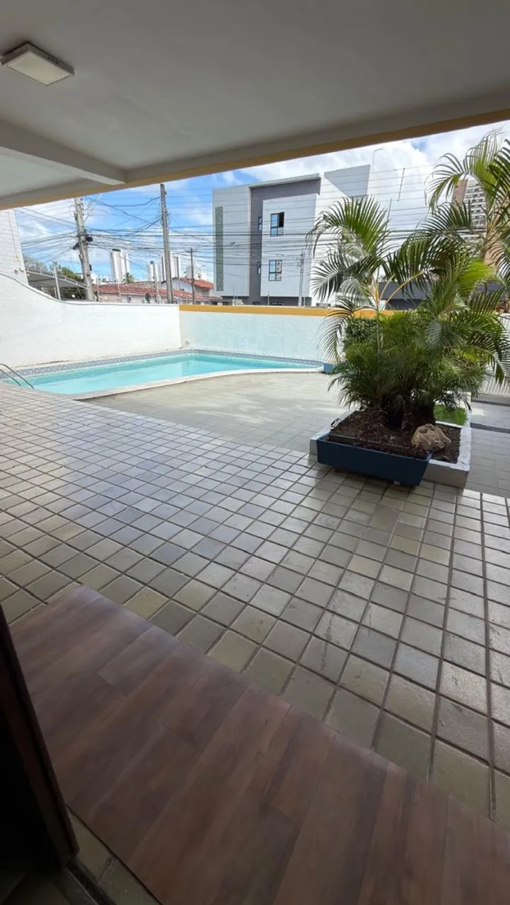 5-bedroom house, 400 m² — photo 5