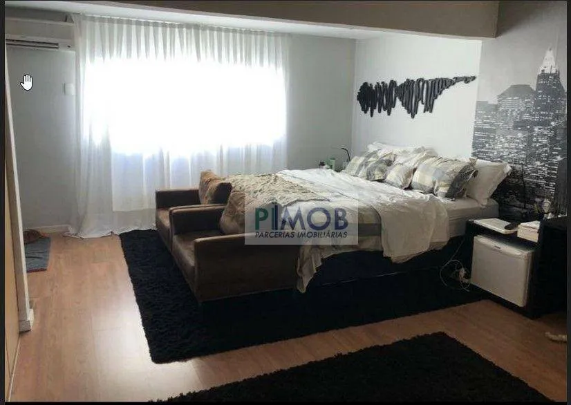 Top-floor apartment with 3 bedrooms and 330 m² — photo 26