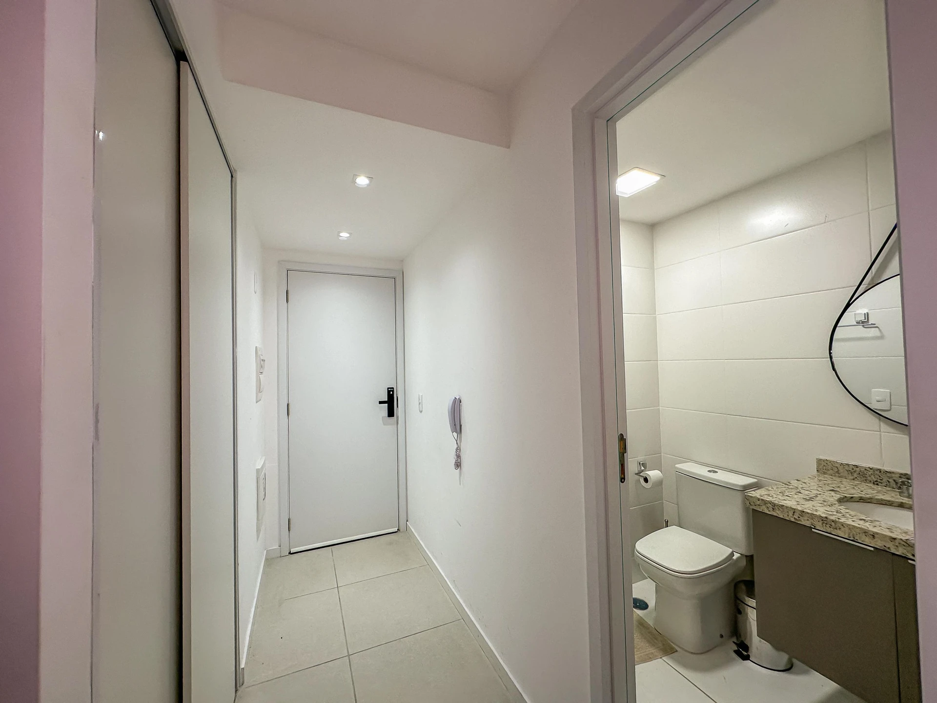 Furnished studio, 35 m², with a dishwasher — photo 19