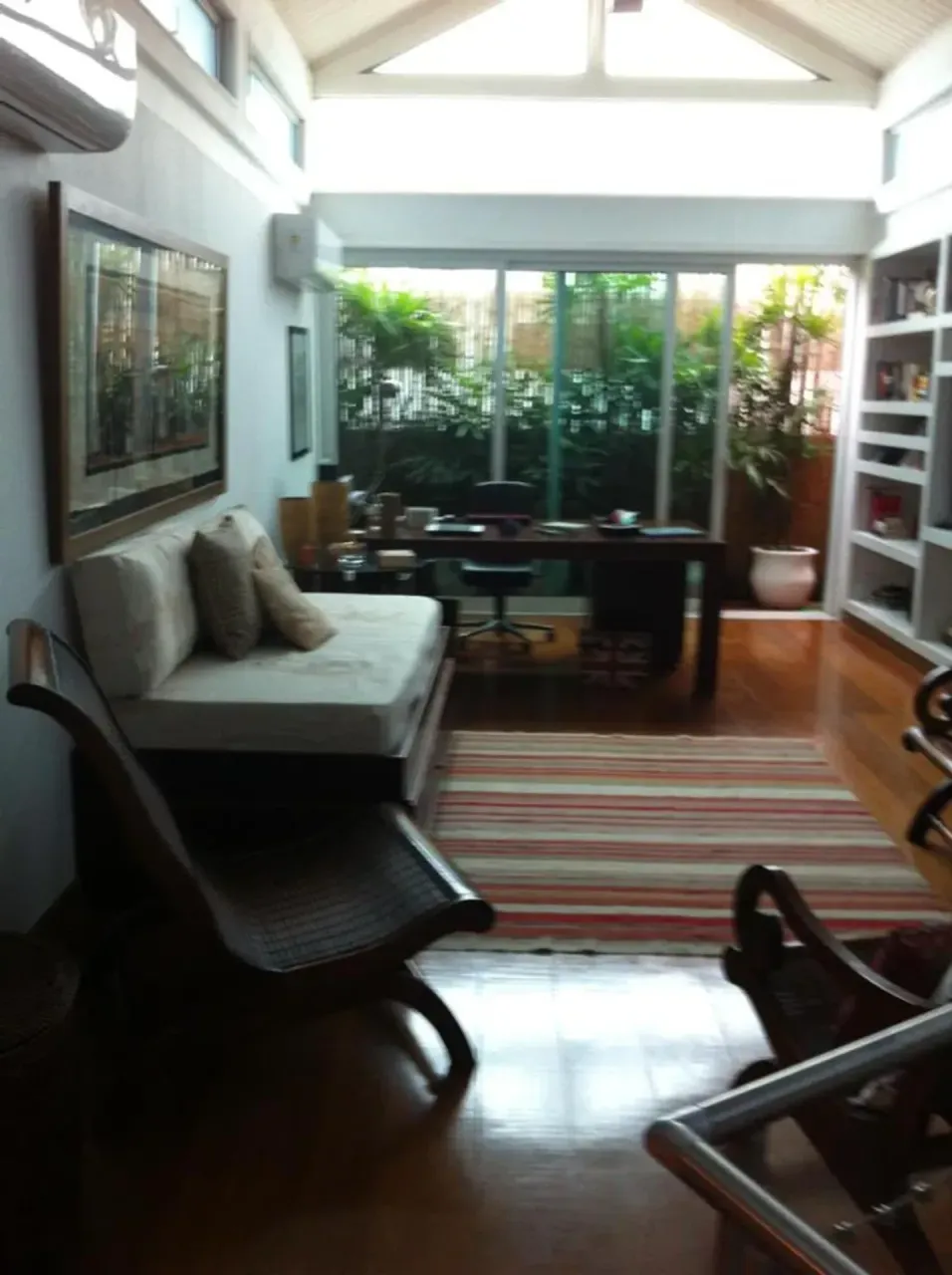 3-bedroom apartment with 422 m² and balcony grill — photo 6