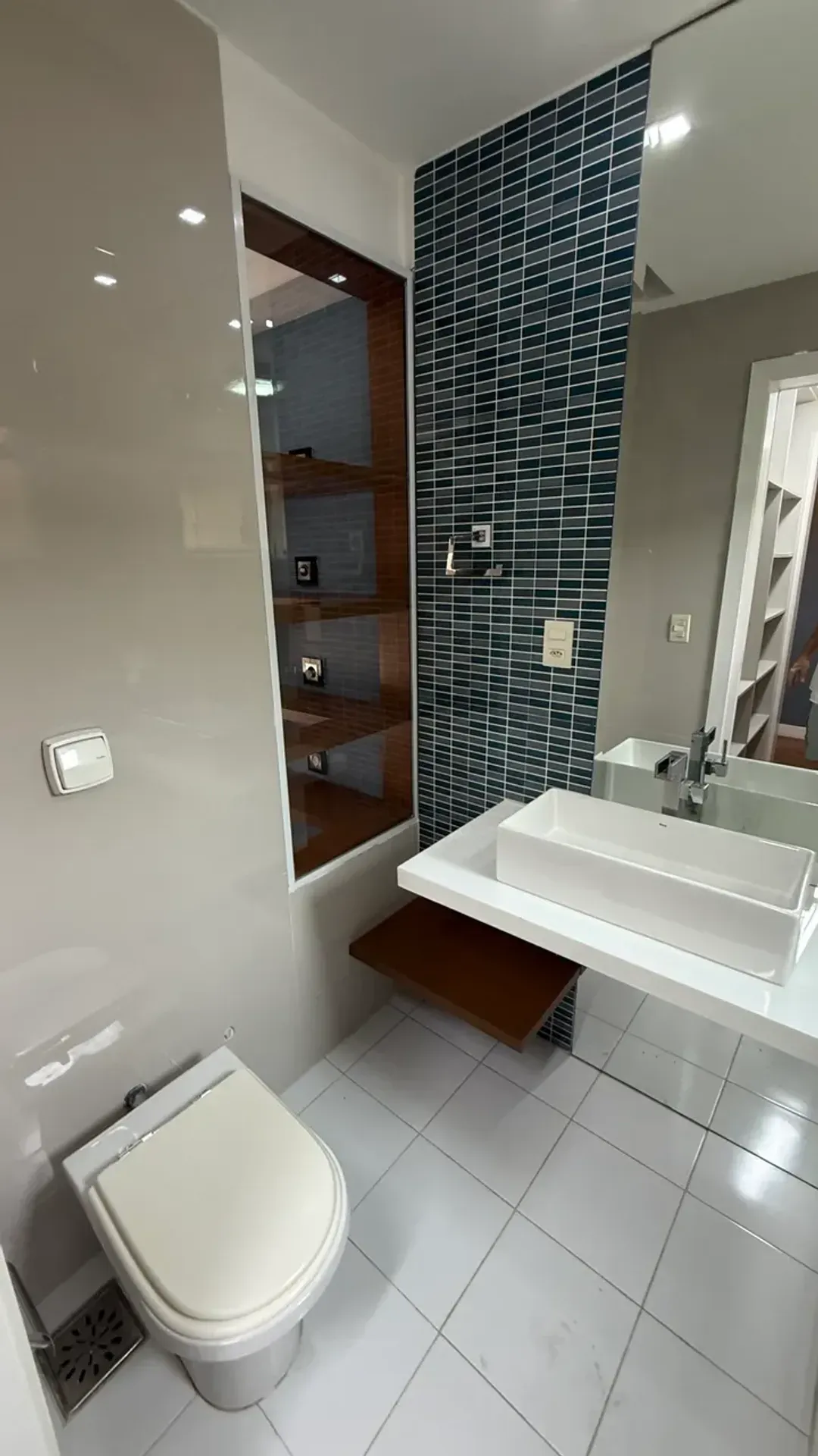 Furnished house 680 m² with 6 suites and 10 bathrooms — photo 11