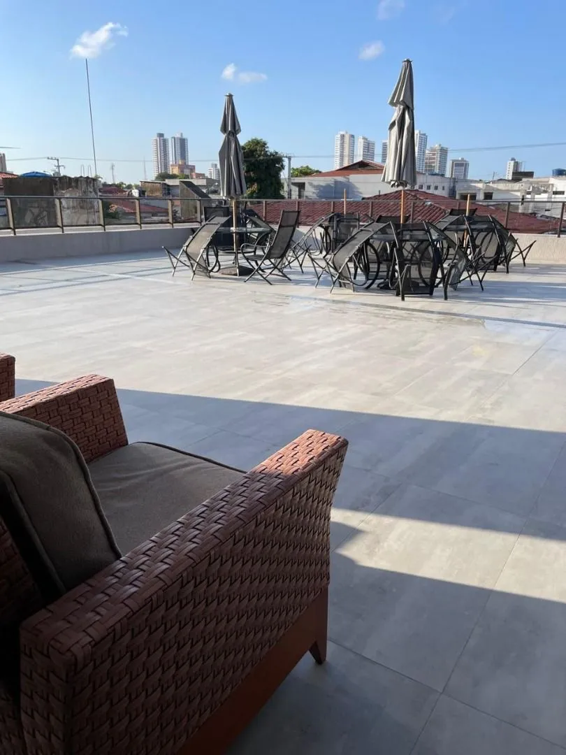 Квартира з 2 спальнями, балконом і площею 62 м²