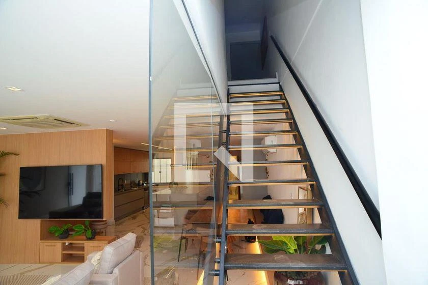 320 m² furnished penthouse with 4 bedrooms and 7 baths — photo 48