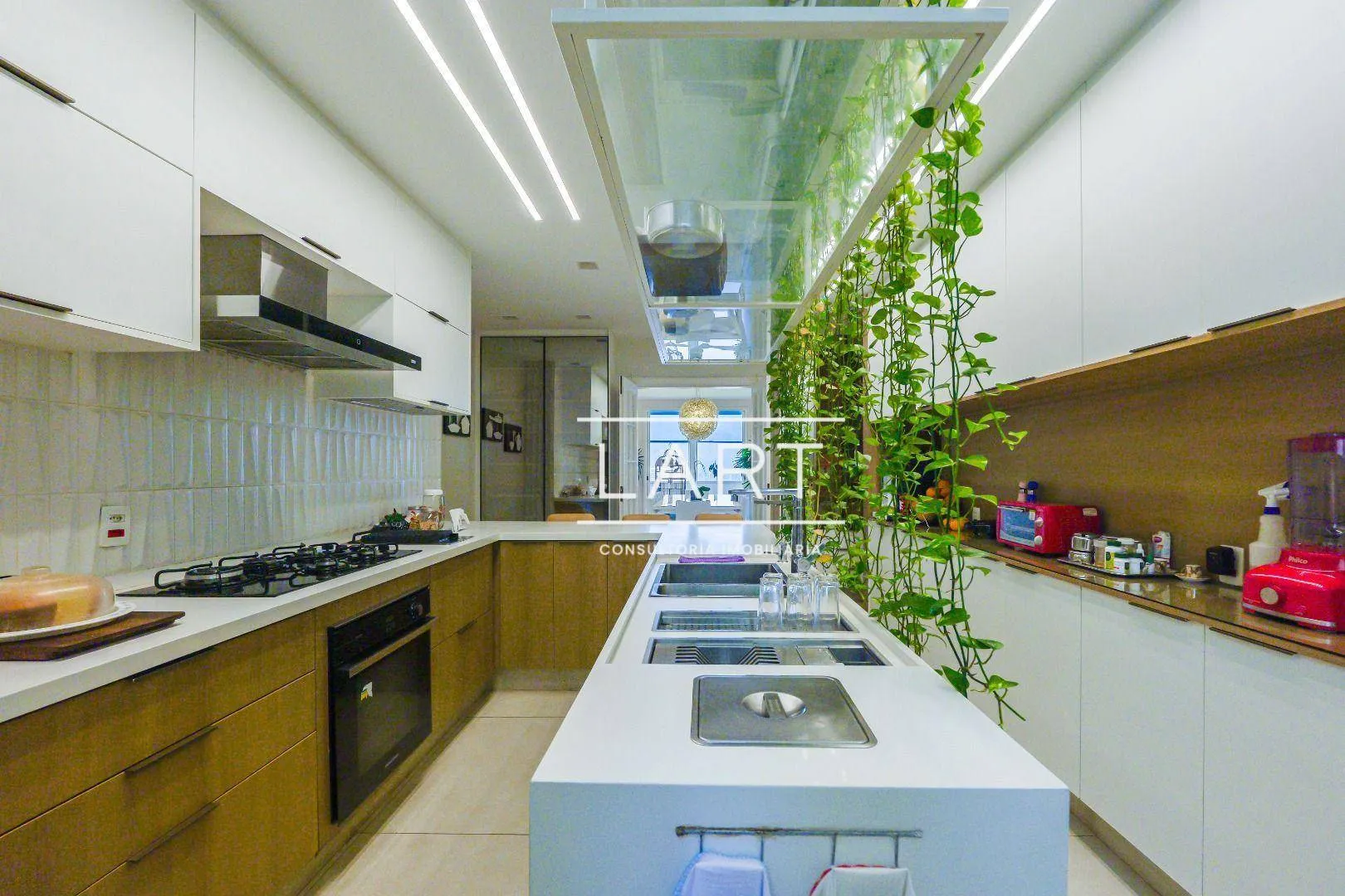 4-bedroom apartment with 453 m² and shared elevator — photo 27
