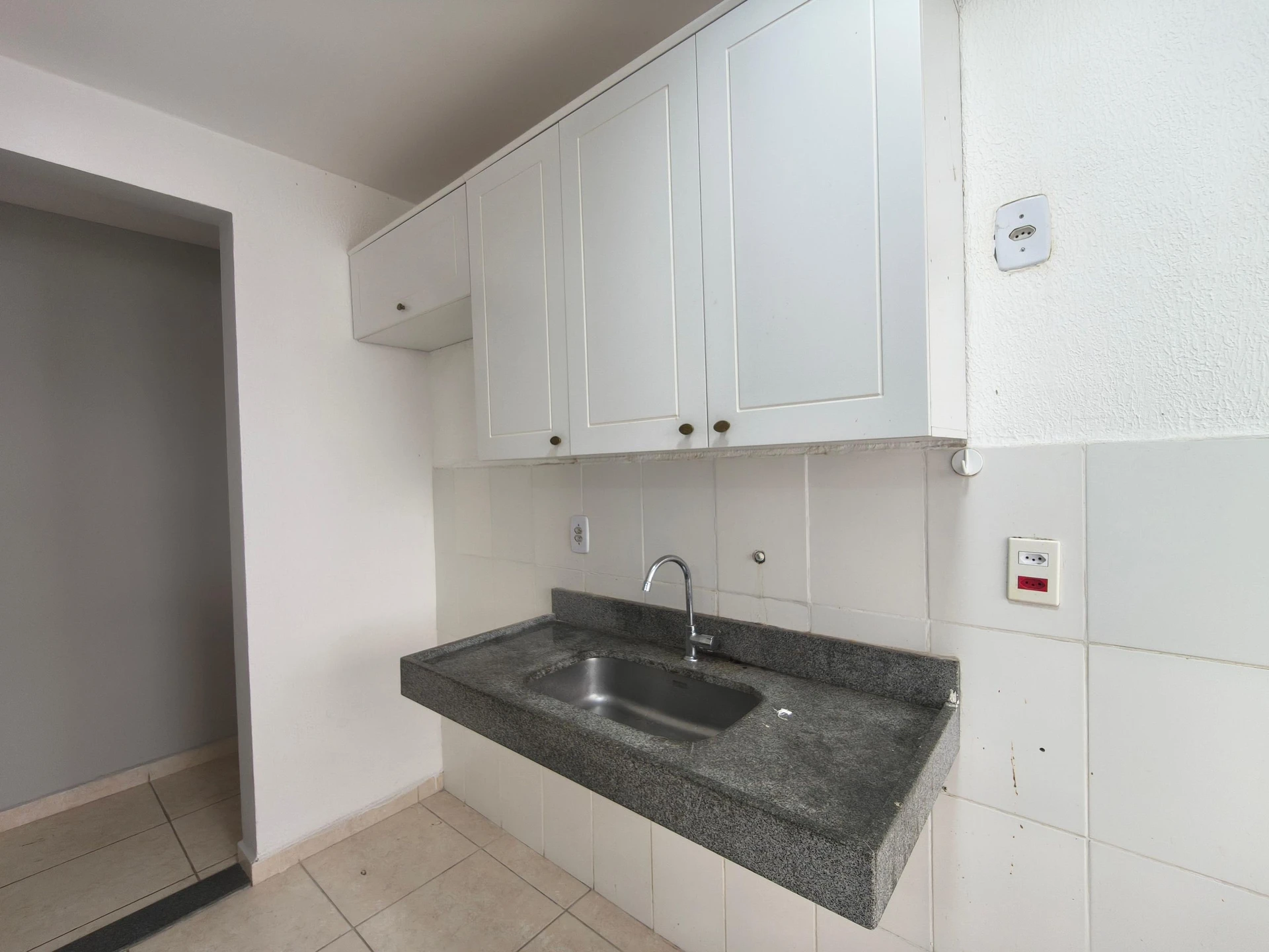 2-bedroom apartment in a building with a pool — photo 50