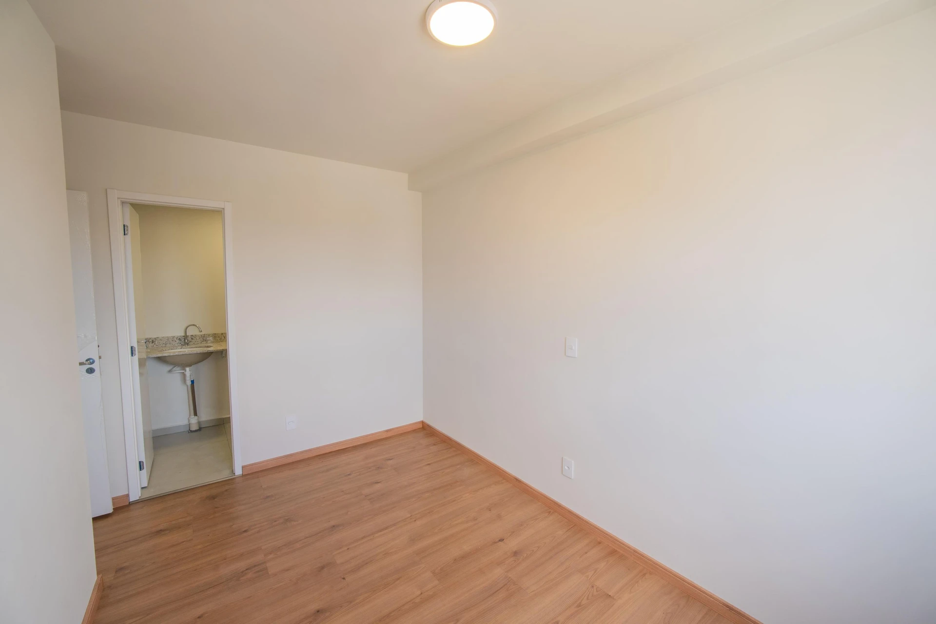 2-bedroom apartment in a building with a sauna — photo 7