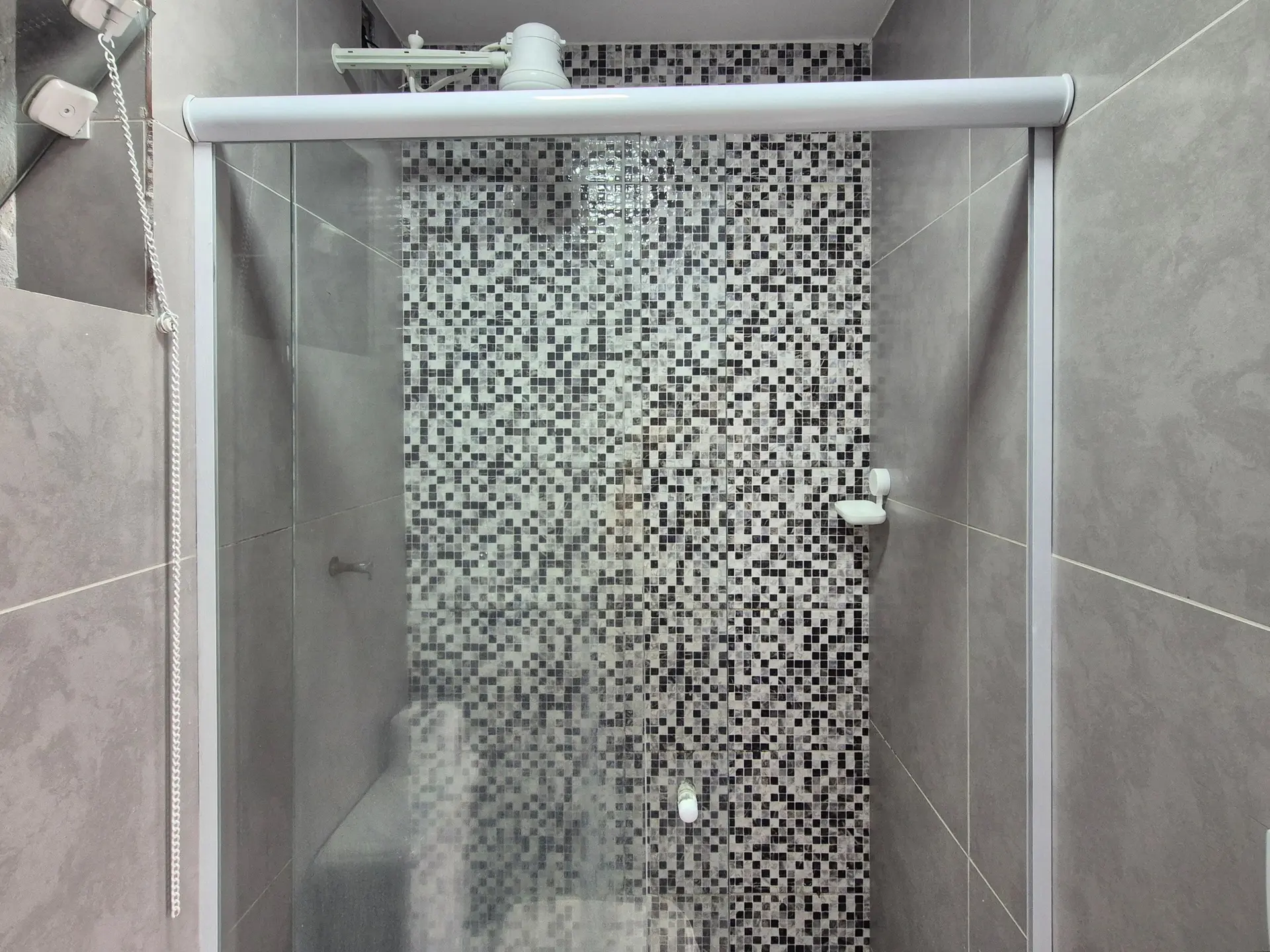 Furnished apartment with 1 bedroom and 1 en-suite bath — photo 18