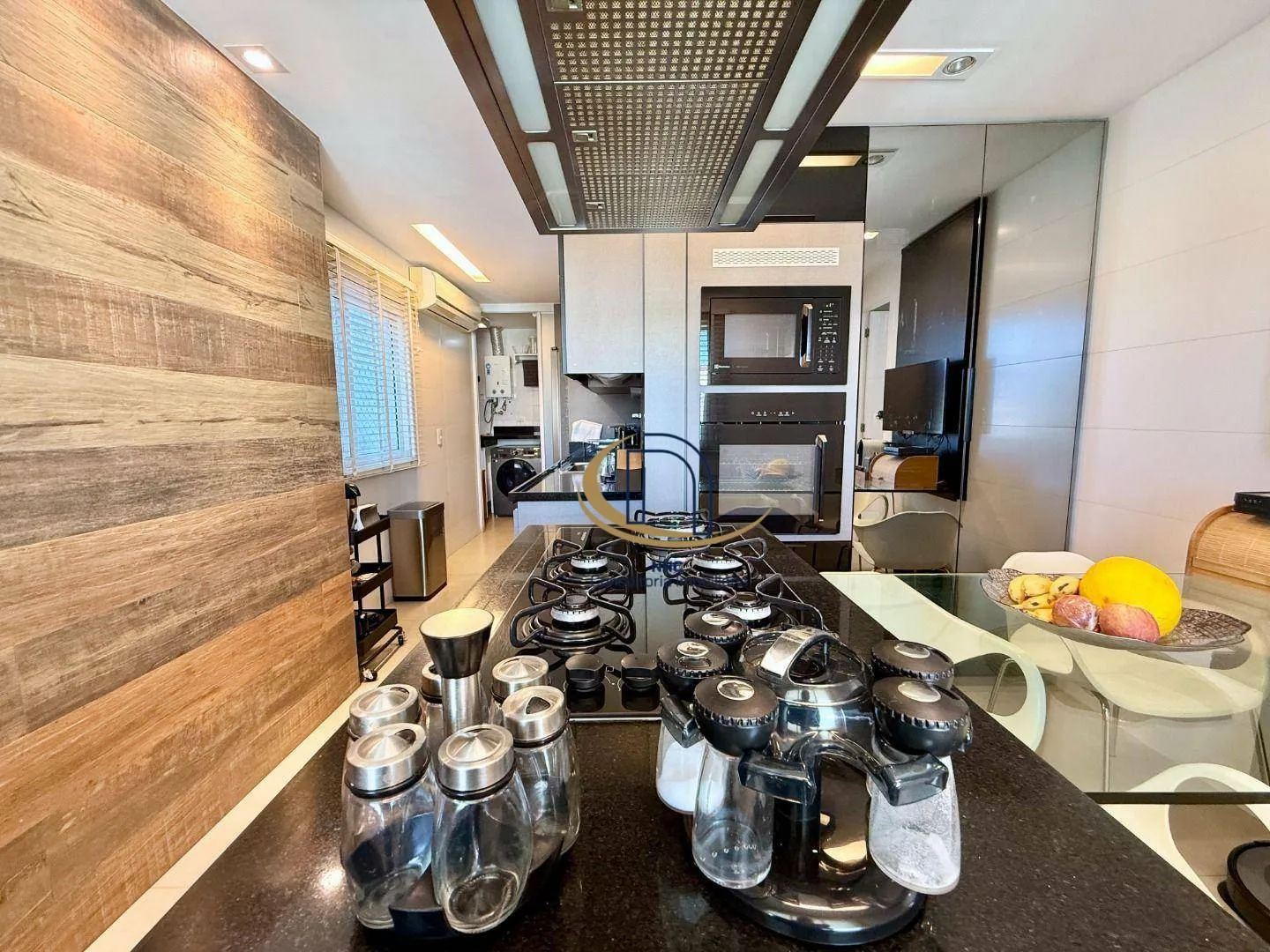 Front-facing penthouse with 215 m² and 4 bedrooms — photo 43