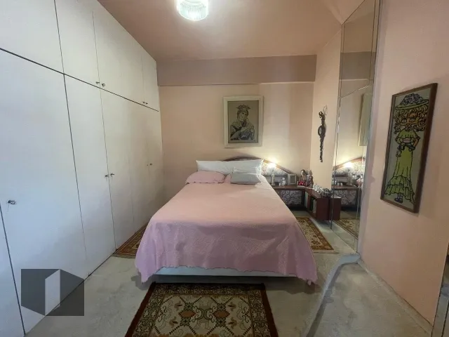 Furnished apartment with 3 bedrooms and a glazed balcony — photo 8